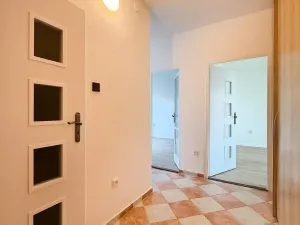 Prodej bytu 2+1, Duchcov, Sadová, 50 m2