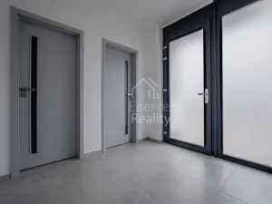 Prodej bytu 3+kk, Hradec Králové - Slatina, Pod Spáleníkem, 94 m2