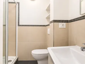 Prodej ubytování, Praha - Smíchov, Plzeňská, 70 m2