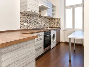 Prodej ubytování, Praha - Smíchov, Plzeňská, 190 m2