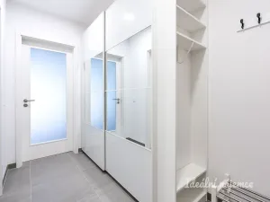 Pronájem bytu 2+kk, Praha - Dolní Chabry, K Beranovu, 50 m2