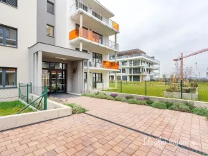 Pronájem bytu 2+kk, Praha - Dolní Chabry, K Beranovu, 50 m2