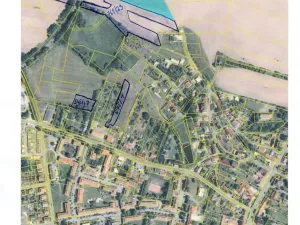 Prodej pole, Milín