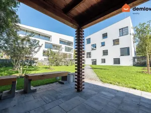 Pronájem bytu 2+kk, Ostrava, Na Burni, 61 m2