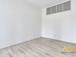 Pronájem bytu 3+1, Hradec Králové, Nerudova, 95 m2