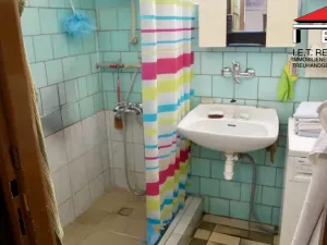 Prodej podílu 1/3 bytu 3+1, Otov, 73 m2