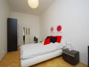 Pronájem bytu 3+1, Praha - Vinohrady, Mánesova, 108 m2