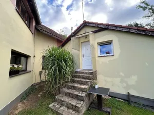 Prodej zemědělské usedlosti, Červené Pečky, Dobešovice, 425 m2