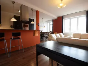 Pronájem bytu 2+kk, Praha - Vršovice, Vršovická, 78 m2
