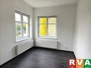 Prodej bytu 2+kk, Stříbro, Revoluční, 69 m2
