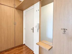 Prodej bytu 2+kk, Praha - Vršovice, Krymská, 39 m2