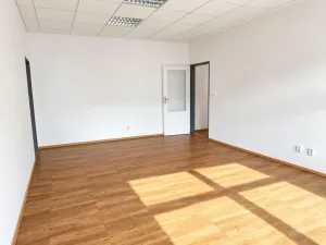 Pronájem kanceláře, Praha - Žižkov, Hartigova, 145 m2