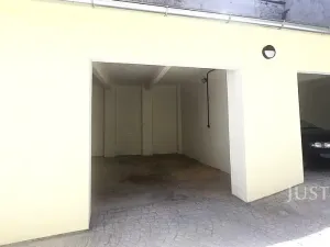 Pronájem garážového stání, Písek - Vnitřní Město, V Koutě, 35 m2