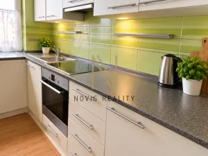 Pronájem bytu 3+1, Horažďovice, Husovo náměstí, 74 m2