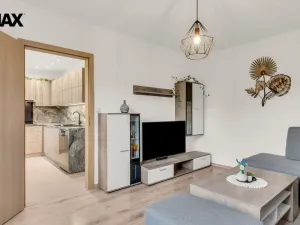 Prodej bytu 2+1, Třebíč - Nové Město, Modřínová, 56 m2