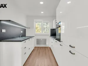 Prodej bytu 2+kk, Žďár nad Sázavou - Žďár nad Sázavou 3, Revoluční, 63 m2