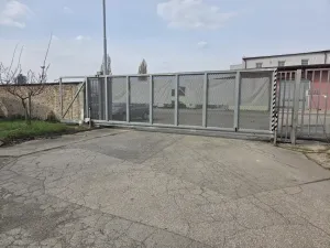 Pronájem garáže, Brno, U vlečky, 1 m2