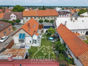 Prodej vícegeneračního domu, Sadská, Kostelní, 190 m2