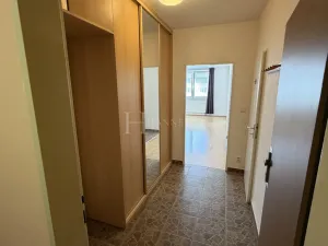 Pronájem bytu 2+kk, Praha - Troja, Hnězdenská, 50 m2