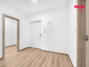 Pronájem bytu 2+kk, Pardubice - Ohrazenice, U Sportovní školy, 54 m2