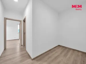 Pronájem bytu 2+kk, Pardubice - Ohrazenice, U Sportovní školy, 51 m2