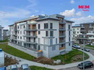 Pronájem bytu 2+kk, Pardubice - Ohrazenice, U Sportovní školy, 51 m2