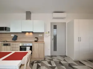 Prodej bytu 1+kk, Praha - Hloubětín, K náhonu, 30 m2