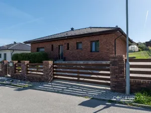 Prodej rodinného domu, Litohlavy, 112 m2