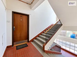 Prodej bytu 3+1, Hradec Králové, Labská kotlina, 83 m2