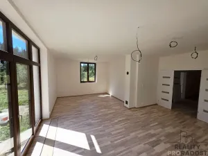 Pronájem rodinného domu, Karlovy Vary, 128 m2