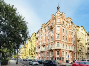 Prodej bytu 4+kk, Praha - Smíchov, Zborovská, 149 m2