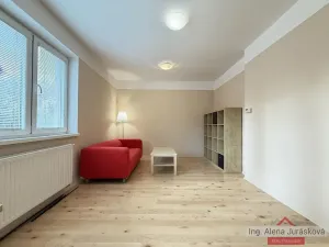 Pronájem bytu 3+1, Praha - Zbraslav, Žitavského, 71 m2