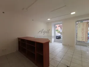 Pronájem obchodního prostoru, Šlapanice, 44 m2