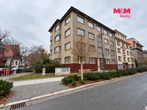 Pronájem bytu 3+1, Poděbrady - Poděbrady II, nám. T.G.Masaryka, 108 m2