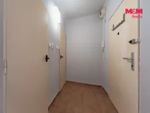 Pronájem bytu 1+1, Praha - Záběhlice, Bramboříková, 34 m2