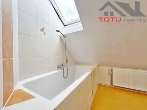 Pronájem bytu 1+kk, Jaroměř - Semonice, 68 m2