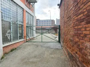 Pronájem výrobních prostor, Zlín, Hlavničkovo nábřeží, 1600 m2