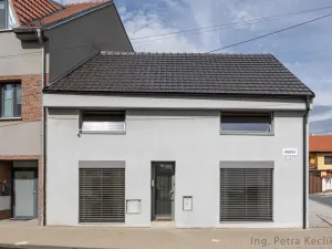 Prodej rodinného domu, Šlapanice, Brněnská, 154 m2