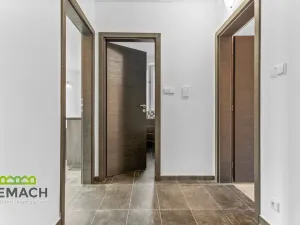 Pronájem bytu 2+kk, Náchod, V Náměrkách, 42 m2