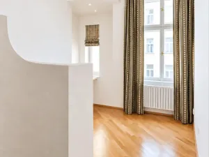 Pronájem bytu 4+kk, Praha - Nové Město, Odborů, 100 m2