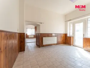 Prodej činžovního domu, Liběchov, nám. V. Levého, 1120 m2