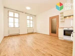 Pronájem bytu 1+1, Králův Dvůr, Bezručova, 39 m2