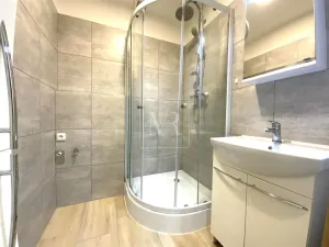 Pronájem bytu 2+kk, Praha - Čimice, Okořská, 39 m2