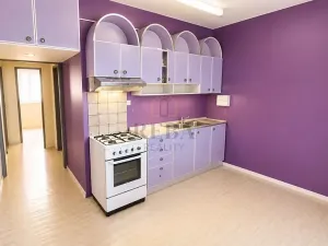 Prodej bytu 3+1, Karlovy Vary, Úvalská, 83 m2