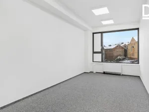 Pronájem kanceláře, Liberec - Liberec II-Nové Město, Chrastavská, 268 m2