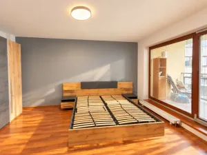 Pronájem bytu 4+kk, Pardubice - Bílé Předměstí, Husova, 115 m2