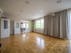 Prodej bytu 6+kk a větší, Praha, Učňovská, 190 m2