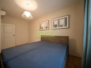 Prodej bytu 6+kk a větší, Praha, Učňovská, 190 m2