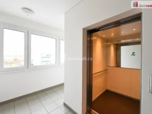 Pronájem bytu 3+kk, Praha - Uhříněves, Václava Trojana, 68 m2