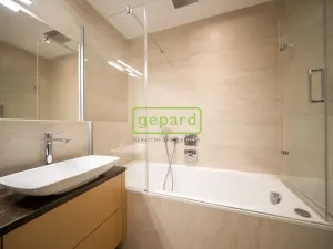 Prodej bytu 4+kk, Praha, Učňovská, 99 m2